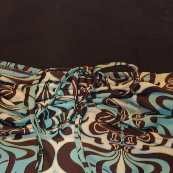 👙 2/$15 Baby Doll Swim Shirt - Picture 2 of 4